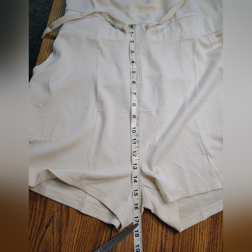 Xieerduo women's summer loose casual Rompers, sz L, short jumpsuit. - Picture 12 of 16